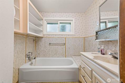 5615 Maltby Road Woodinville WA 98072