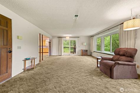5615 Maltby Road Woodinville WA 98072