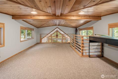 70 N Staircase Drive Hoodsport WA 98548