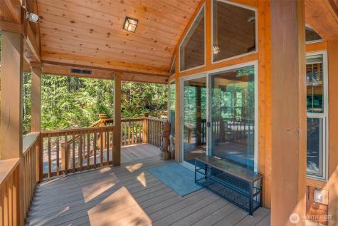 70 N Staircase Drive Hoodsport WA 98548