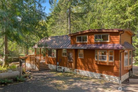 70 N Staircase Drive Hoodsport WA 98548