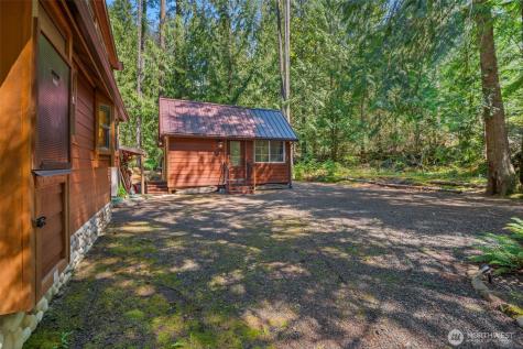 70 N Staircase Drive Hoodsport WA 98548