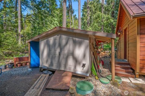 70 N Staircase Drive Hoodsport WA 98548