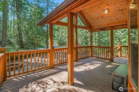 70 N Staircase Drive Hoodsport WA 98548