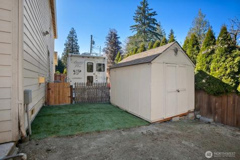 14625 Meridian Drive SE Lynnwood WA 98087