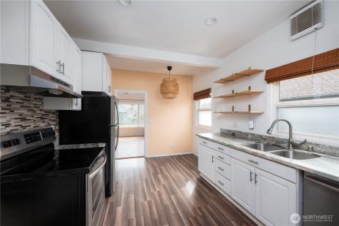 4112 S Park Avenue Tacoma WA 98418