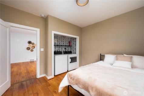 4112 S Park Avenue Tacoma WA 98418