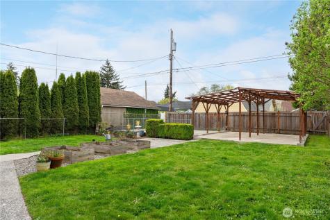 4112 S Park Avenue Tacoma WA 98418