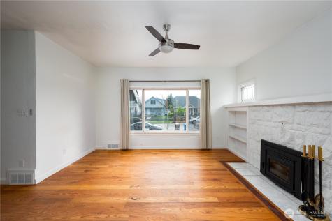 4112 S Park Avenue Tacoma WA 98418