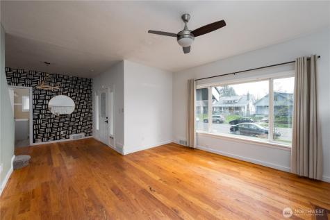 4112 S Park Avenue Tacoma WA 98418
