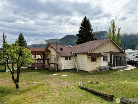 58110 View Place NE Grand Coulee WA 99133