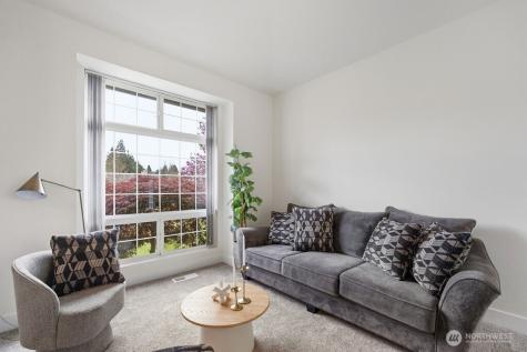 1728 Amber Boulevard Puyallup WA 98372