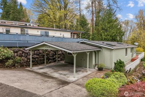 17373 Woodcrest Drive NE Bothell WA 98011