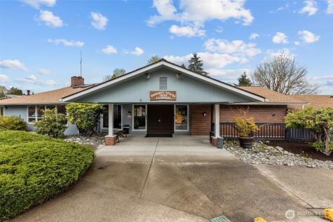 17373 Woodcrest Drive NE Bothell WA 98011