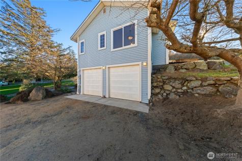 2337 West Beach Road Oak Harbor WA 98277