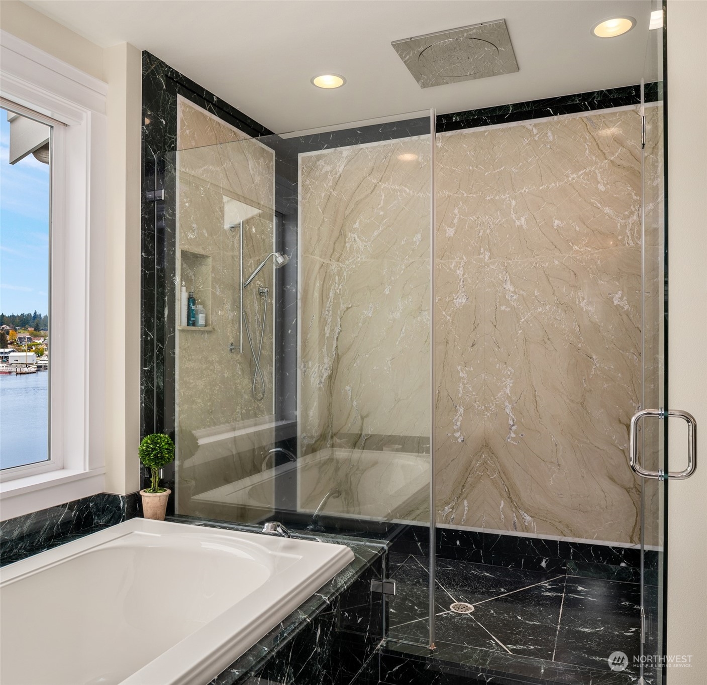 7906 Goodman Drive NW Gig Harbor WA 98332