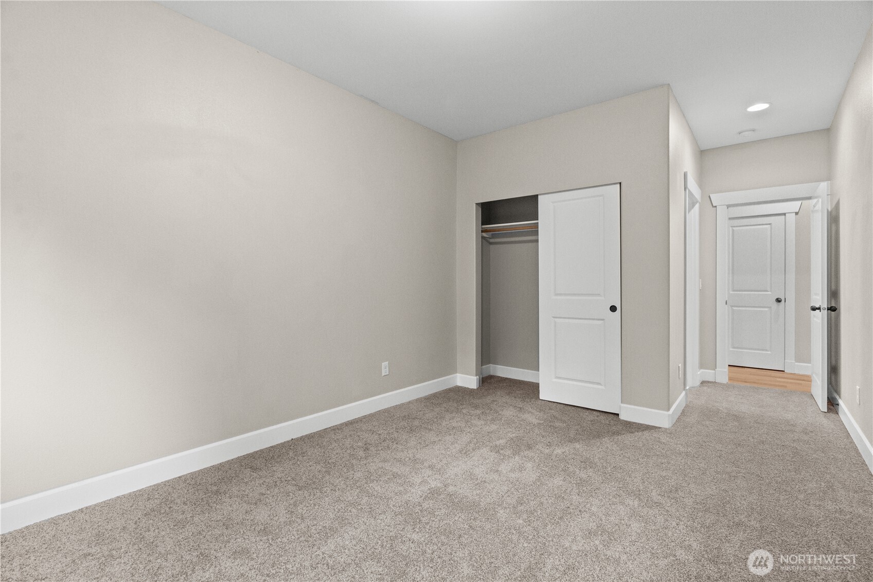 2011 Sumner Tapps Highway E Bonney Lake WA 98391
