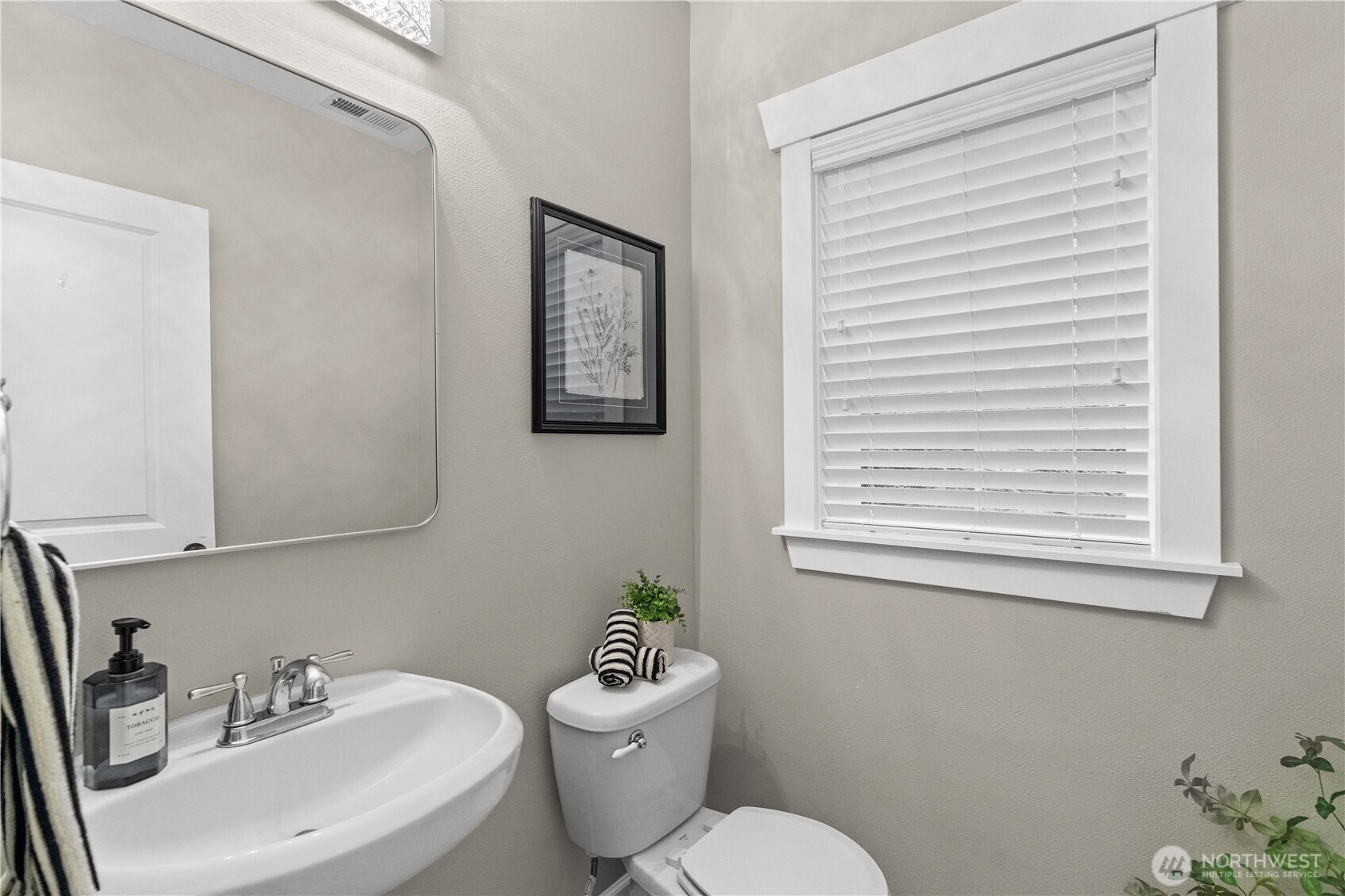 2011 Sumner Tapps Highway E Bonney Lake WA 98391