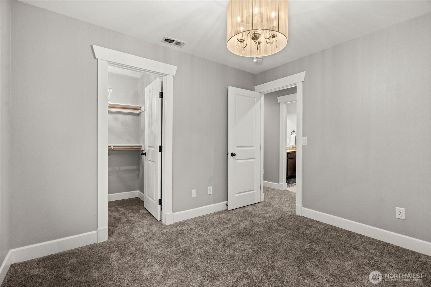 2011 Sumner Tapps Highway E Bonney Lake WA 98391