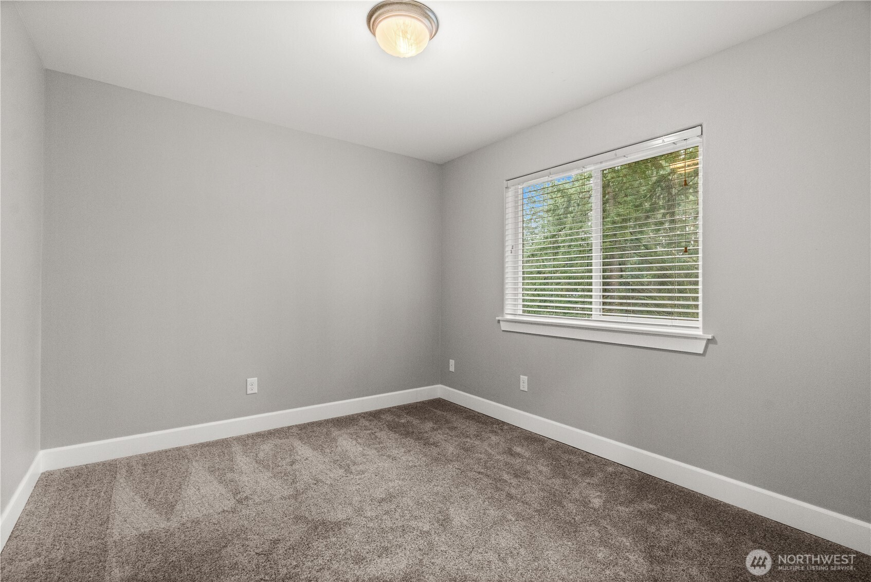 2011 Sumner Tapps Highway E Bonney Lake WA 98391