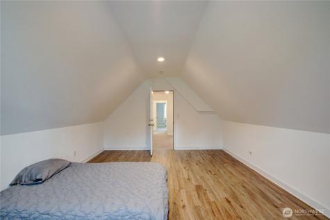 3196 Hawks Prairie Road Oak Harbor WA 98277