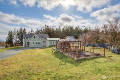 3196 Hawks Prairie Road Oak Harbor WA 98277