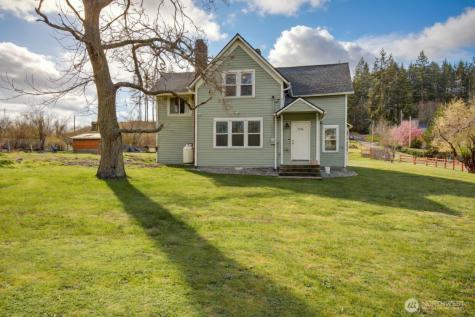 3196 Hawks Prairie Road Oak Harbor WA 98277