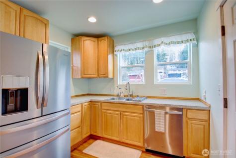 3196 Hawks Prairie Road Oak Harbor WA 98277