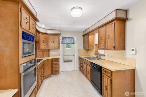 2403 Elliott Avenue NW Olympia WA 98502