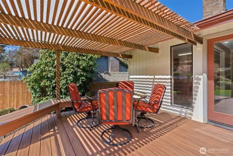 2403 Elliott Avenue NW Olympia WA 98502