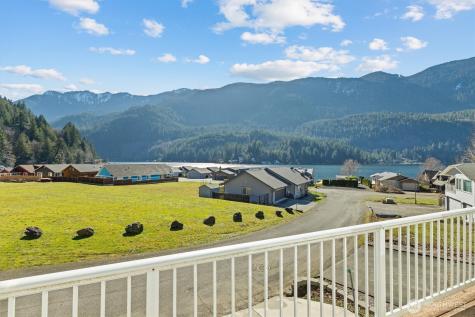 481 Maple Grove Road Port Angeles WA 98363