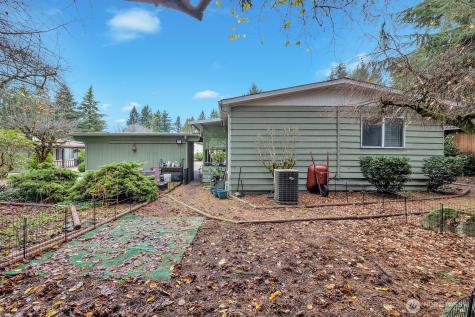 12502 123rd Street Ct E Puyallup WA 98374
