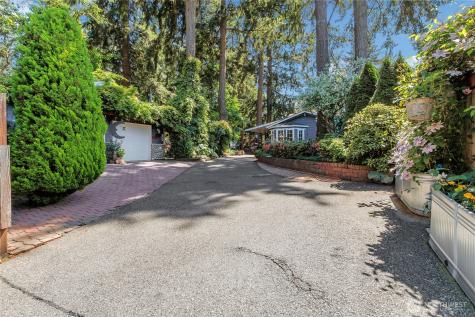 8904 Dolly Madison Lakewood WA 98498