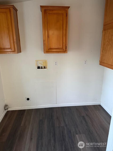 1905 Honeysuckle Lane Centralia WA 98531