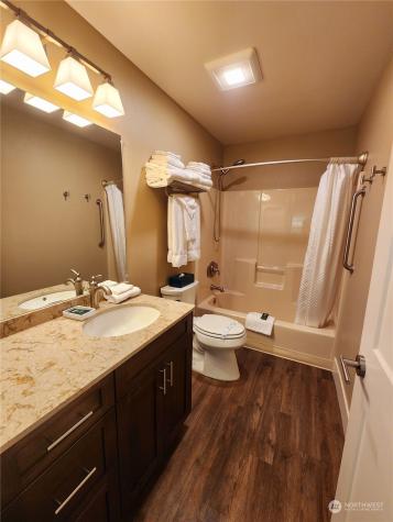 1 Lakeside 709-o Manson WA 98831