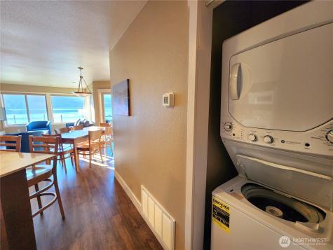 1 Lakeside 709-o Manson WA 98831