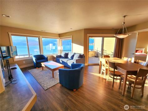 1 Lakeside 709-o Manson WA 98831