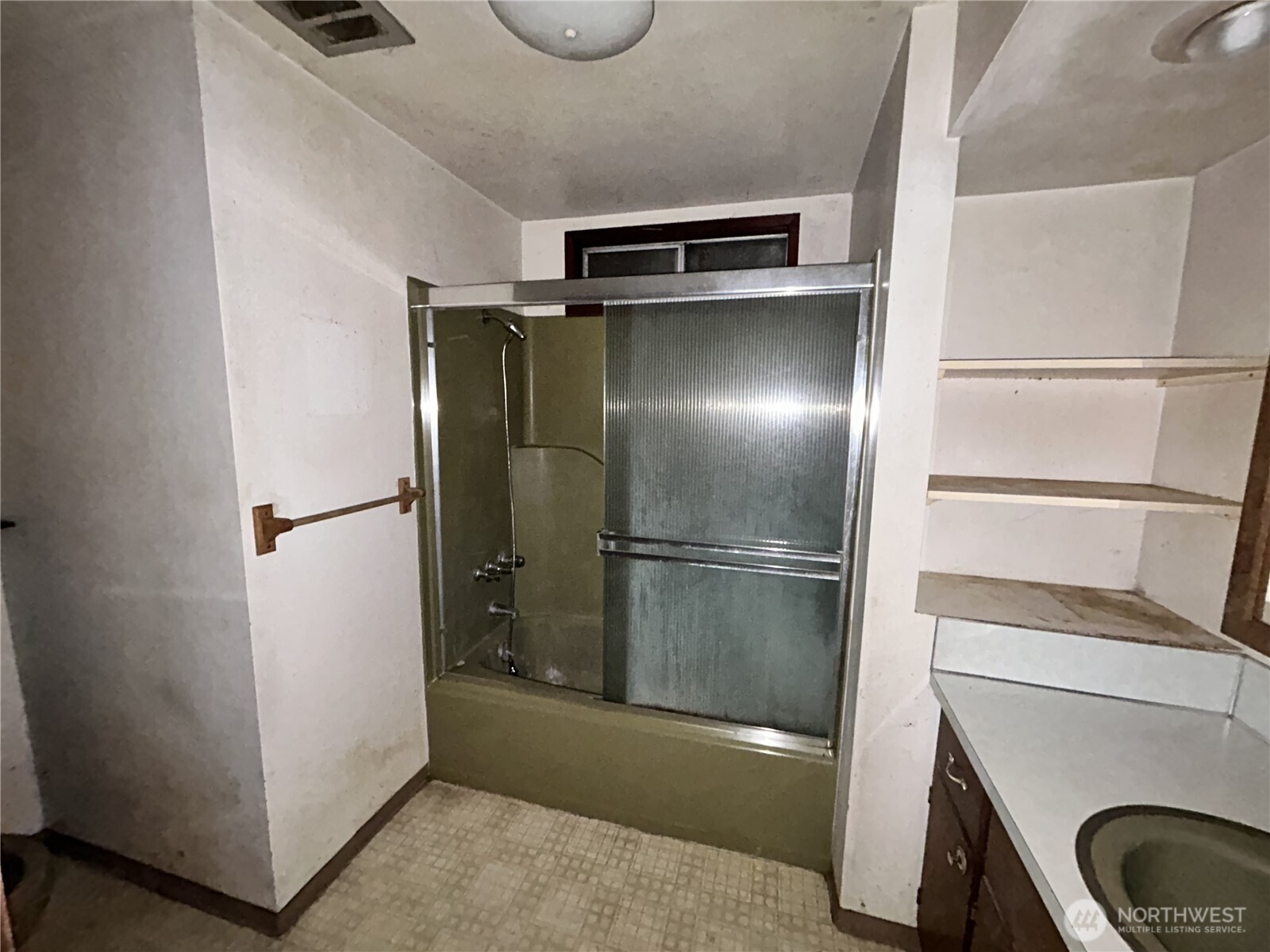 415 Adams Street Hoquiam WA 98550