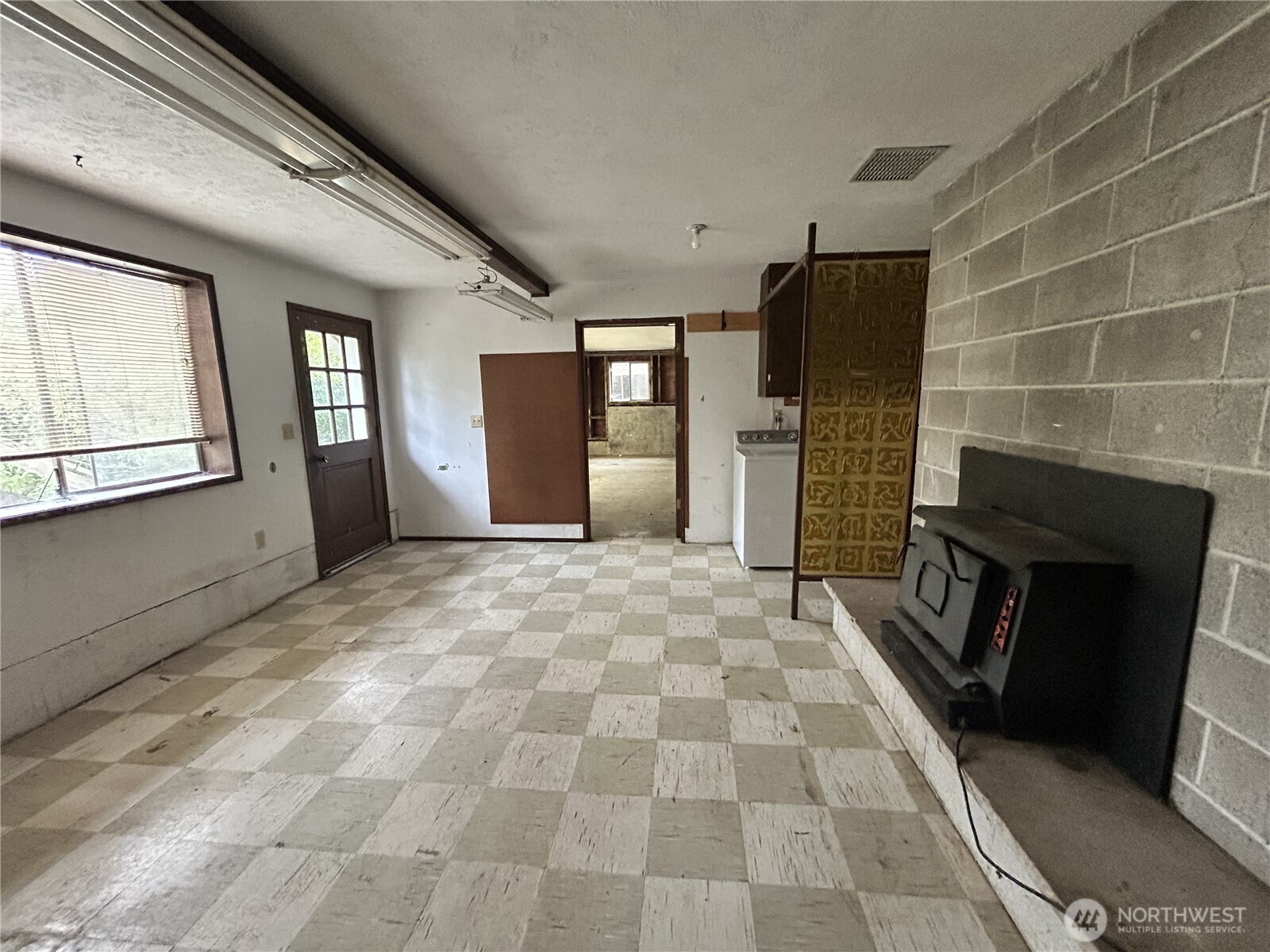 415 Adams Street Hoquiam WA 98550