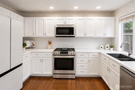 902 52nd Street SE Auburn WA 98092