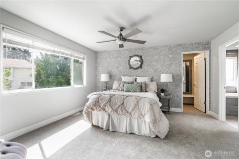 902 52nd Street SE Auburn WA 98092