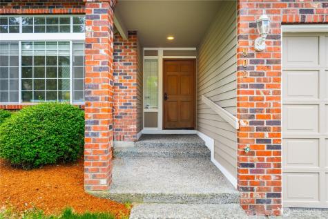 902 52nd Street SE Auburn WA 98092