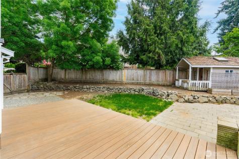 902 52nd Street SE Auburn WA 98092