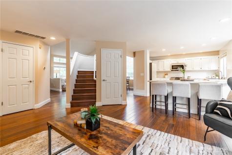902 52nd Street SE Auburn WA 98092