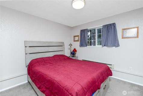 2126 Clipper Cove Port Angeles WA 98362