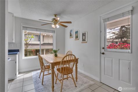 131 S 324th Place Federal Way WA 98003