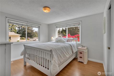 131 S 324th Place Federal Way WA 98003