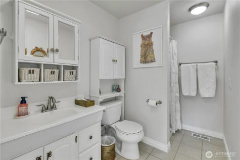 131 S 324th Place Federal Way WA 98003
