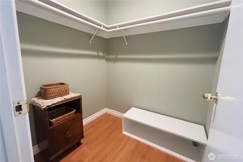 131 S 324th Place Federal Way WA 98003