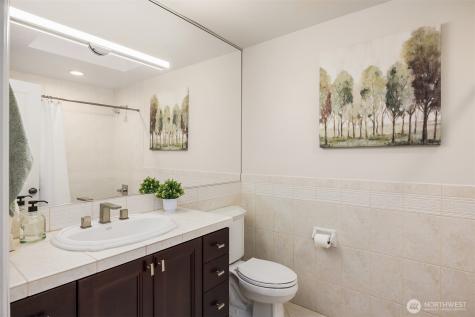 9360 SE 68th Mercer Island WA 98040